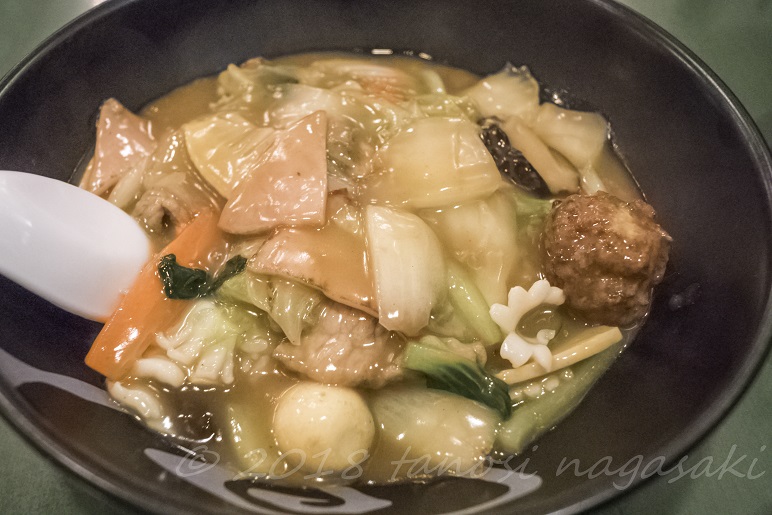 「江山楼のワンちゃん丼」【人気の飯もの！】～豪華具材に鶏白湯スープの餡が絡んで堪りません