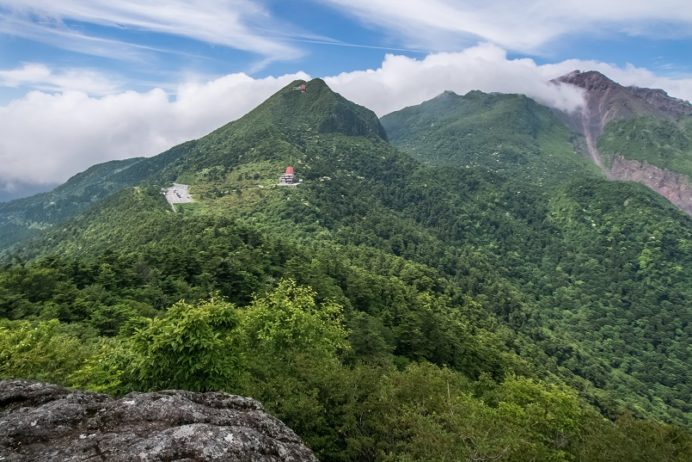 雲仙岳登山道（長崎県島原半島）、野岳からの絶景