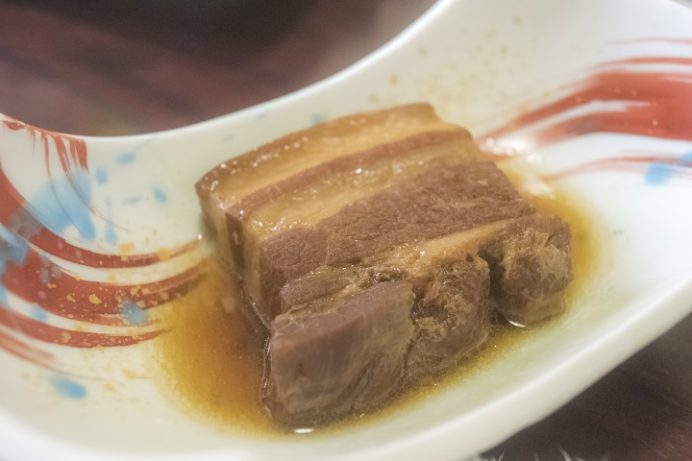 磯料理 あじ彩（諫早市森山町唐比西）の豚の角煮