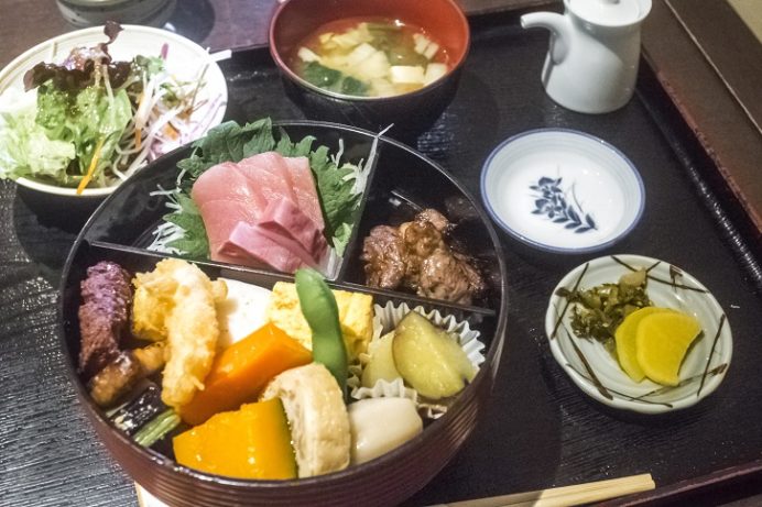 旬菜食堂 まんま家(長崎市東町、東長崎地区)