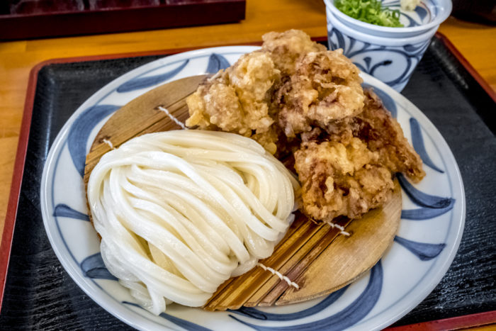 讃岐手打ちうどん かの家（かのか）、諫早市赤崎町、とり天ざるうどん