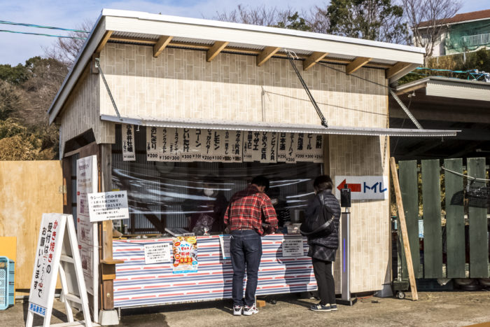 小長井町漁協直売店（諫早市小長井町）、牡蠣焼き、カキ焼き、かき焼き