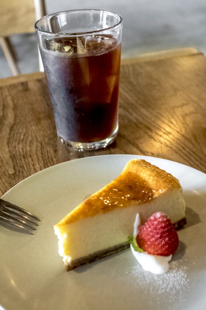 カフェ オジモック（cafe OZIMOC）、長崎市下大野町外海地区、ベイクドチーズケーキ