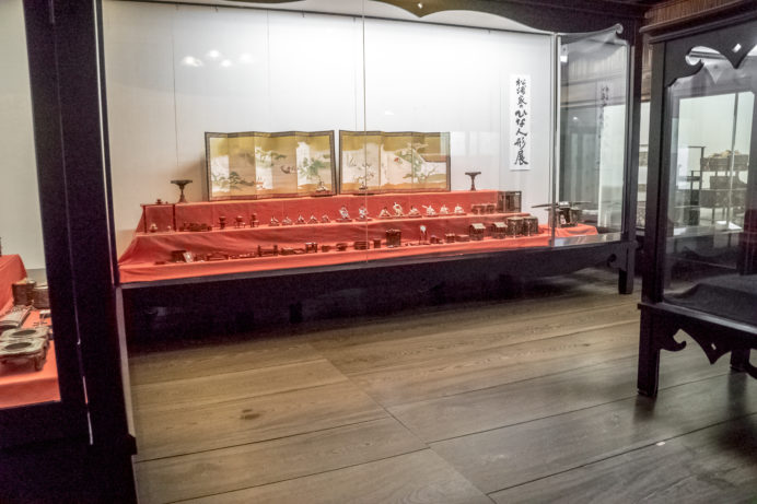 松浦史料博物館（平戸市鏡川町）、松浦家のひな人形展